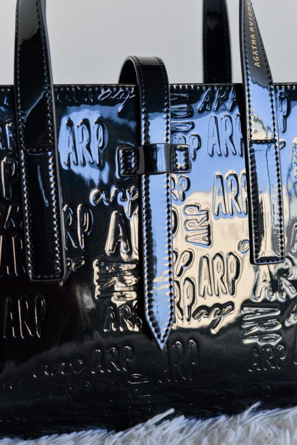 Bolso Tote Charol Logo ARP Azul - Imagen 2