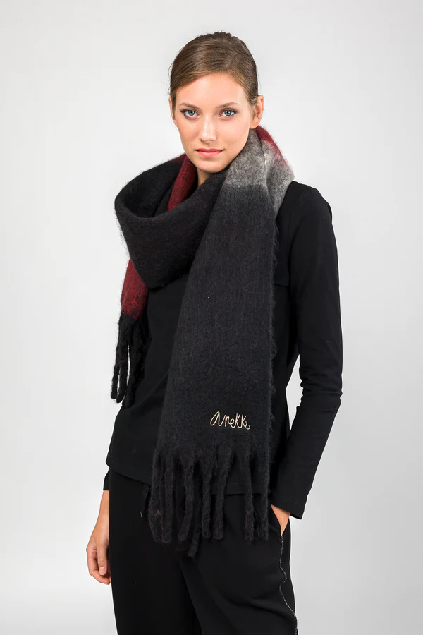 Bufanda Estampada con Flecos Anekke - Imagen 3