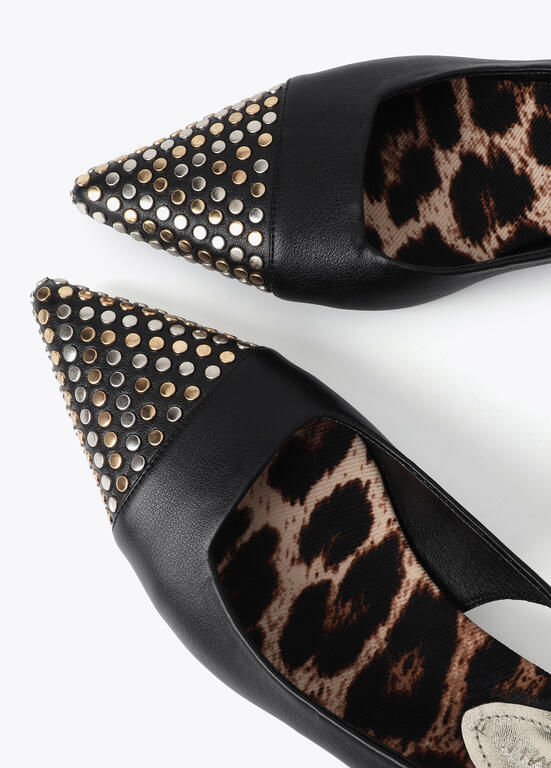 Zapato Tacón Destalonado con Tachas Lola Casademunt - Imagen 5