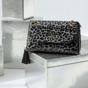 Bandolera charol leopardo Noco