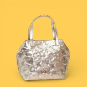 Tote Grabado Iconos Platino Agatha Ruiz de la Prada